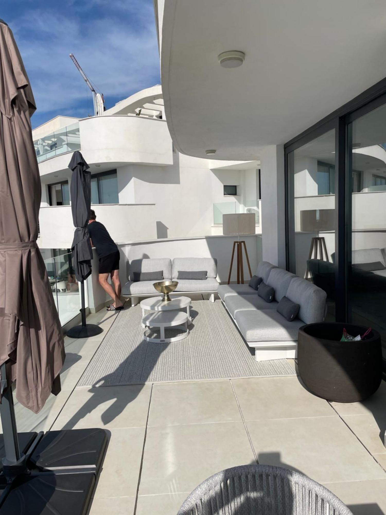 Higueron 5821 Luxe Met Zeezicht Leilighet